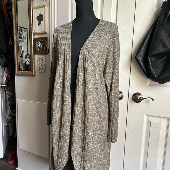 french laundry sage green minimalist lightweight open front duster cardigan - Picture 4 of 6